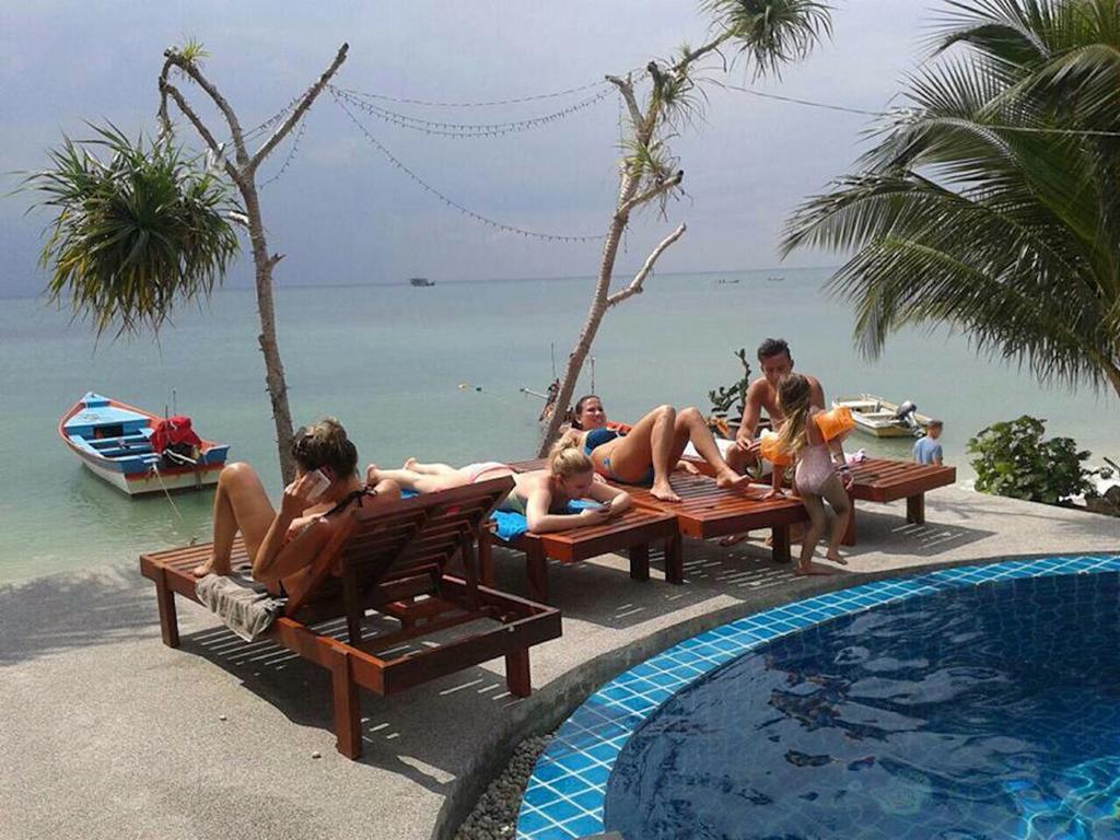 Mr. Black Resort Haad Rin Exterior foto